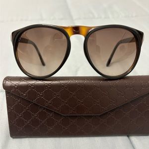Women Gucci sunglasses